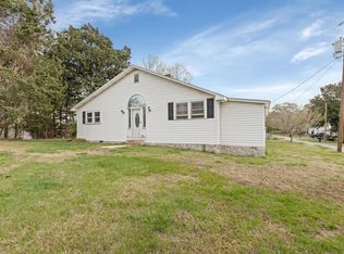 171 J St, Greer, SC 29651