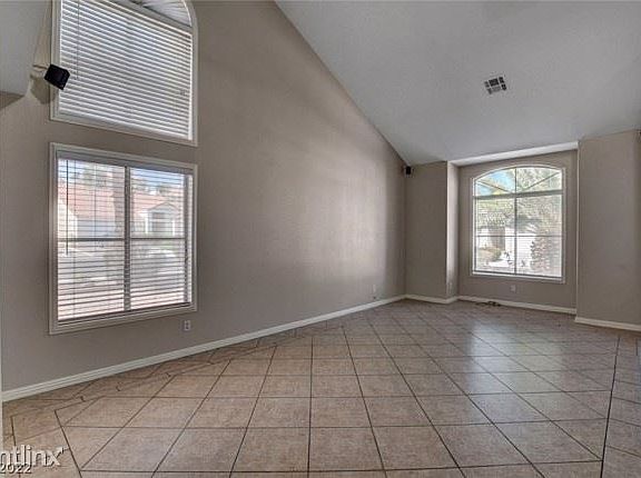 4th image of 1716 Moccasin Ct