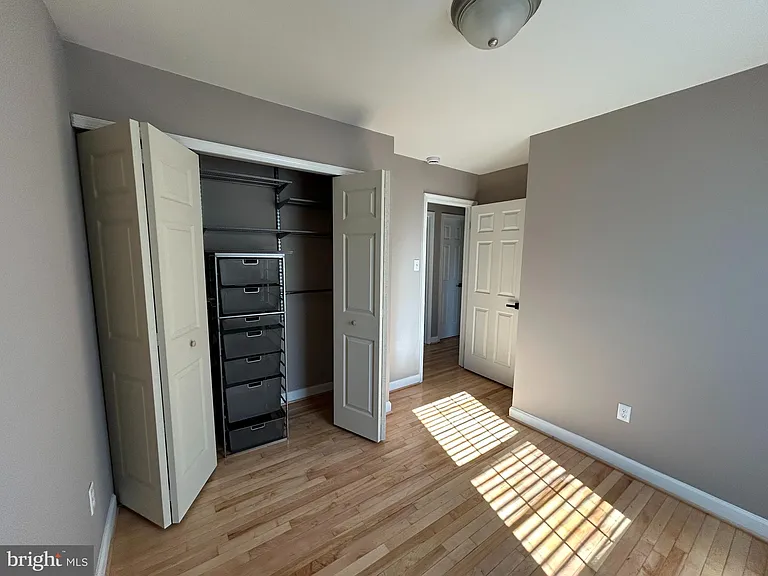 15006 Nebraska Ln — Photo 20