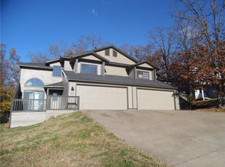 3002 E Sterling Ct, Fayetteville, AR 72703