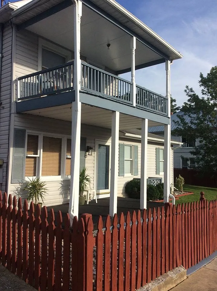 345 S Kentucky Ave photo 1