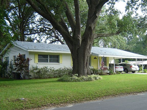NE Corner