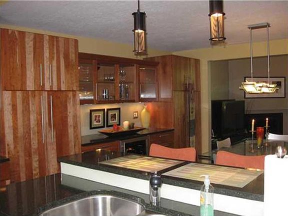 3rd image of 1593 Pinehurst Dr