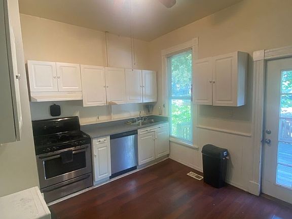 5th image of 312 S Pine St #1