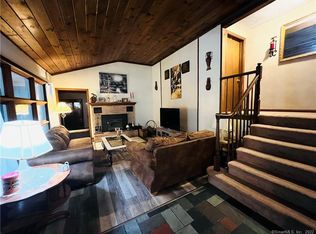 219 Tatnic Rd, Brooklyn, CT 06234