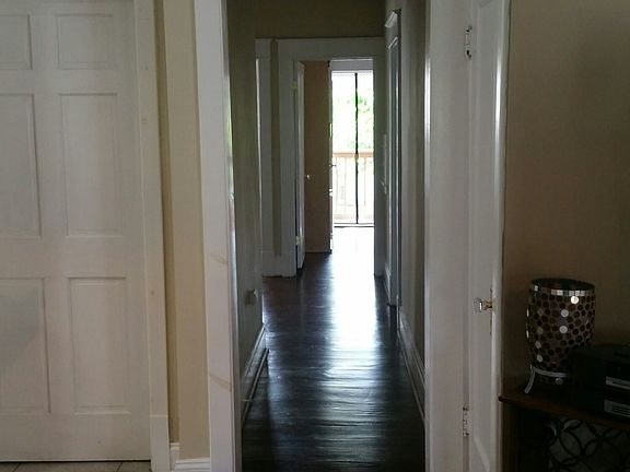 3rd image of 182 Colvin Ave APT 3