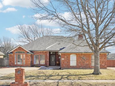 360 College St, Keller, TX, 76248