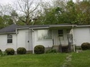 2051 Rock Springs Rd, Columbia, TN 38401