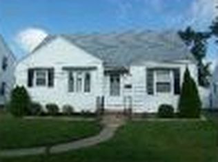 562 Williamsdale Dr, Toledo, OH 43609