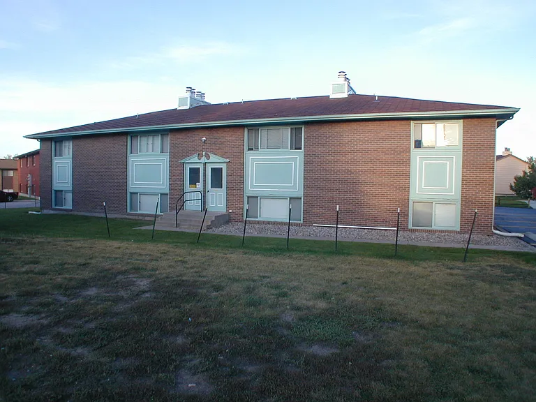112 Erickson Ct — Photo 1