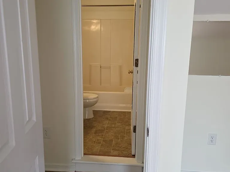 610 Rugby Rd #D — Photo 8