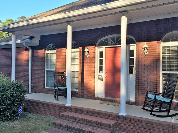 2nd image of 220 Tharpe Dr