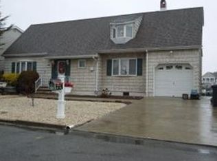 74 Howard Dr, Manahawkin, NJ
