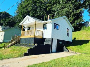 1343 Woodlawn Ave, Zanesville, OH 43701