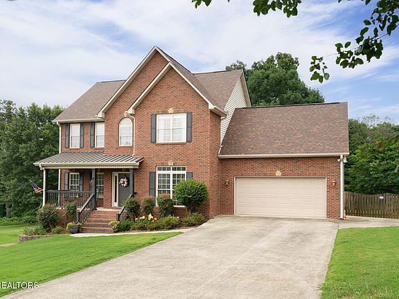 2nd image of 3560 Hirst Cir
