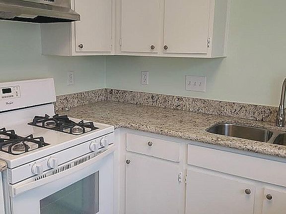 3rd image of 12011 W Marsham Cir