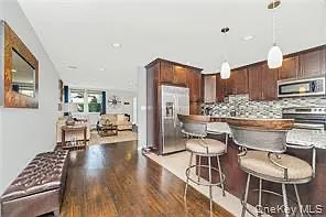 37 Troy Ln #1 — Photo 5