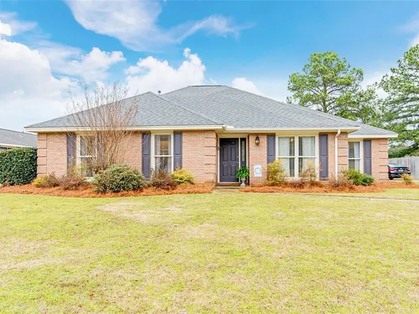 6025 Meridian Ln, Montgomery, AL 36117