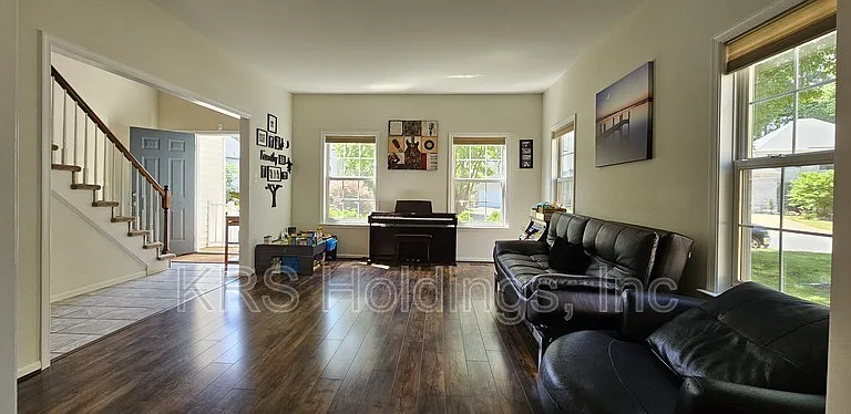 125 Crosspointe Ct — Photo 9