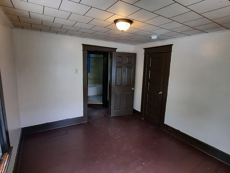 414 Lower Main St — Photo 14