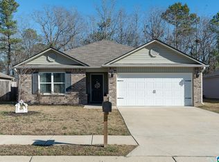 233 Stonebriar Dr, Calera, AL 35040