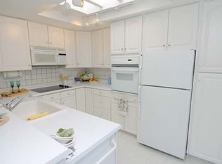 2557 Golden Rain Rd APT 1, Walnut Creek, CA 94595