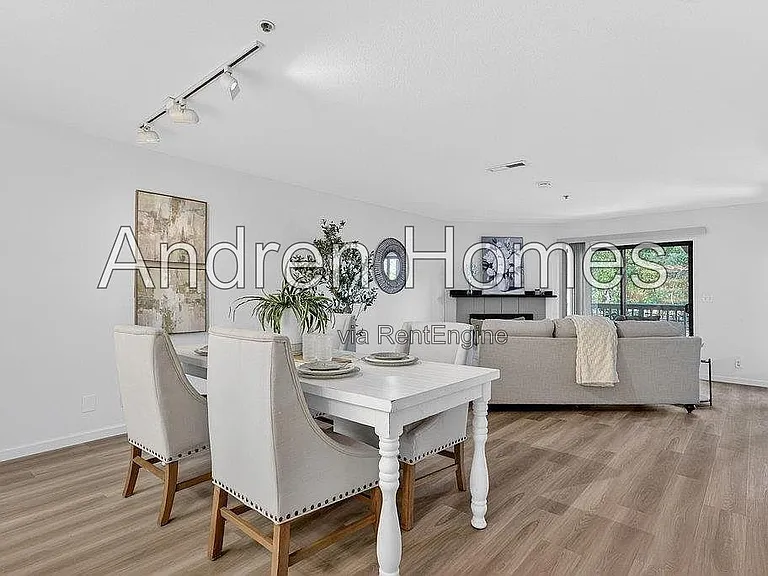 79 S Branciforte Ave — Photo 12