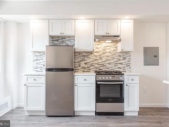4th image of 2101 Chestnut St APT 1025