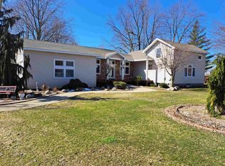 2479 Bullock Rd, Bay City, MI 48708