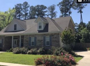 121 Linden Ct, Hattiesburg, MS 39402