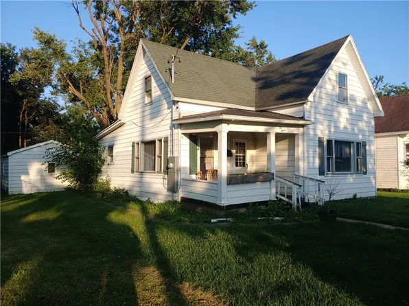 212 Morton Ave, Paris, IL 61944