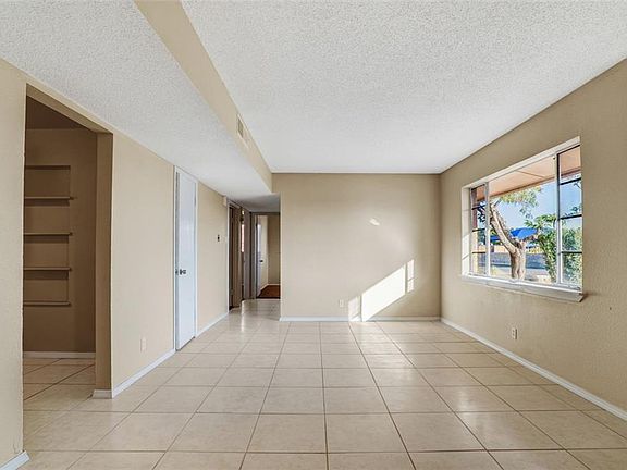 5th image of 9537 Cosmos Ave