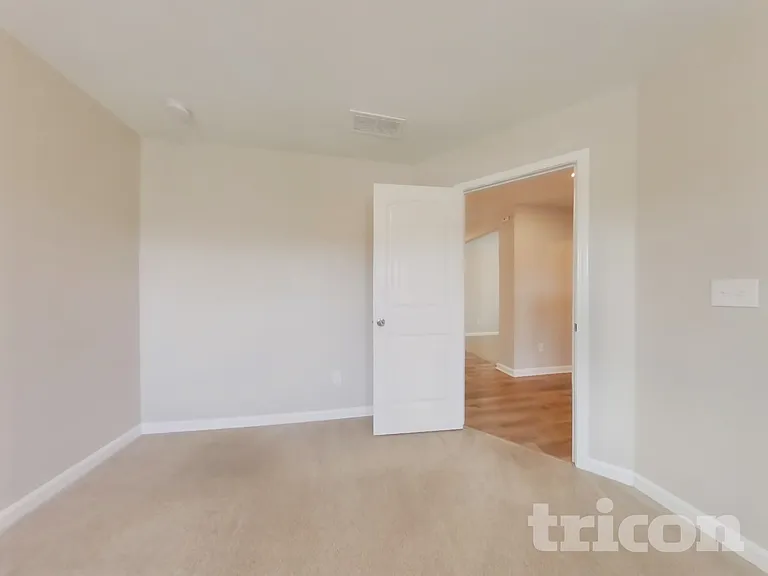 3444 Baylor Cir — Photo 17
