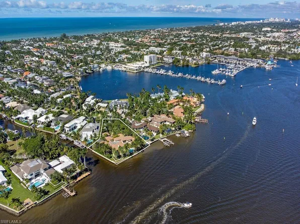 960 17th AVE S, NAPLES, FL 34102