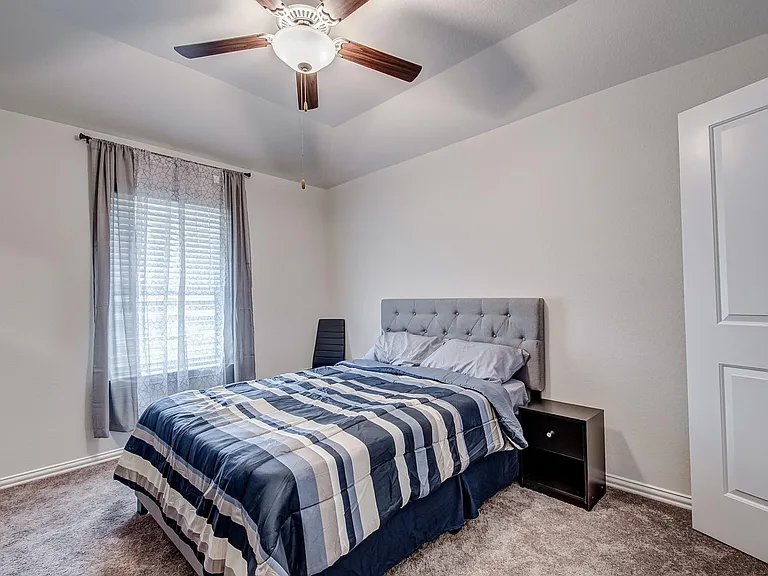 28639 Monarch Cliffs Dr — Photo 28