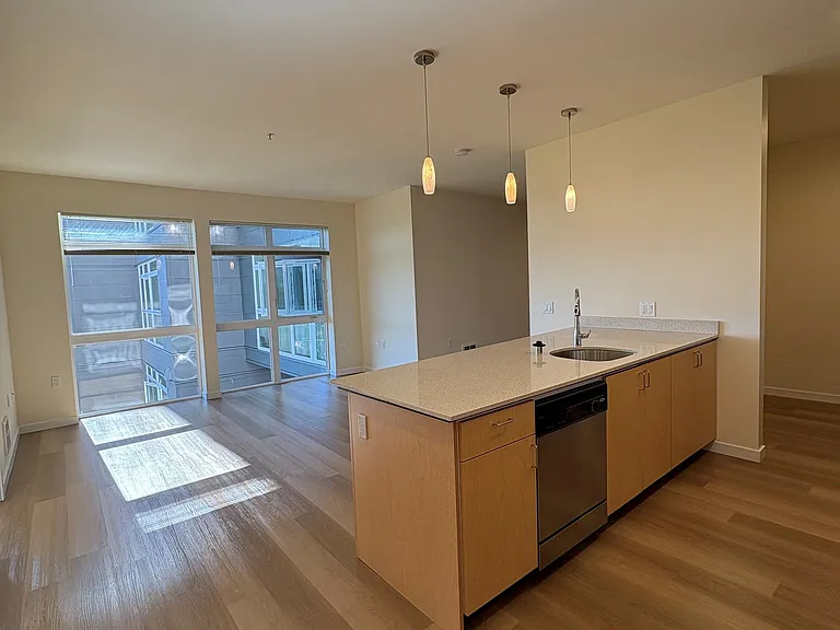 Library Place Apartments — Photo 19