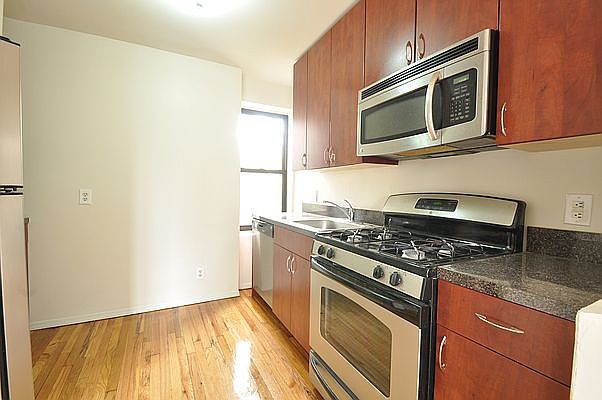 1st image of 20216 42nd Ave APT 2B