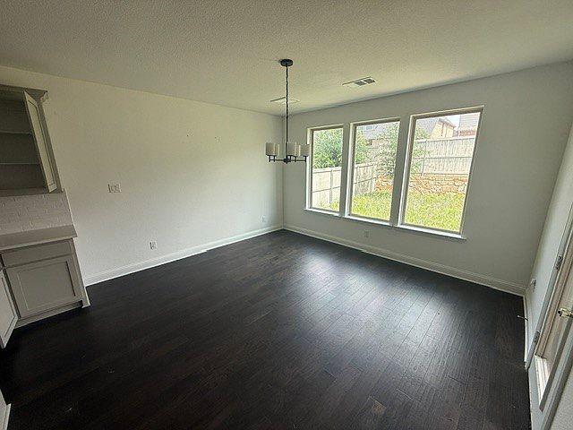 1st image of 2804 Walker Way