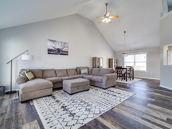 5th image of 1113 Lake Knoll Ct