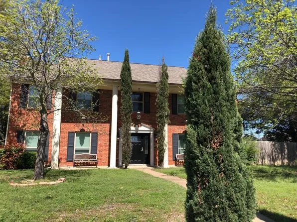 1101 Lexington Ln, Desoto, TX 75115