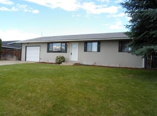 215 S 74th Ave, Yakima, WA