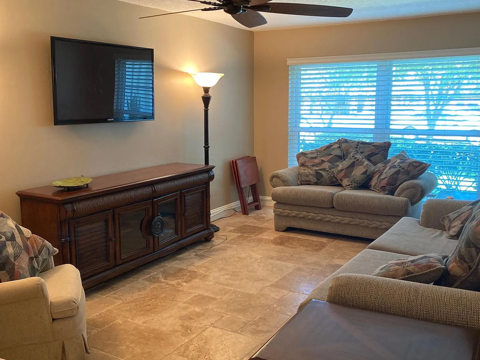 2700 Bayshore Blvd — Photo 4