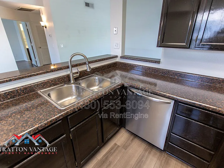 9415 N 59th Ave #227 — Photo 11