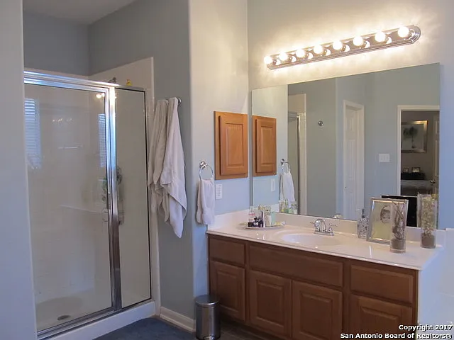 4 bed, 3.5 bath, 3368 sqft, $3,375 — Photo 4
