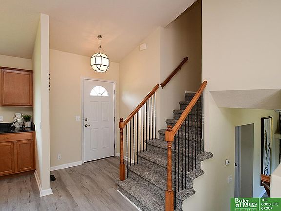 5th image of 10609 S 27th St