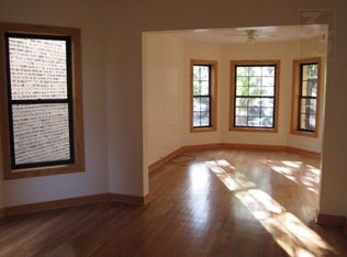 5433 N Glenwood Ave #1, Chicago, IL 60640