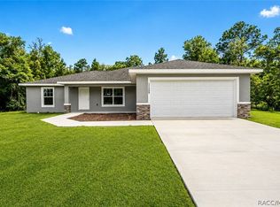 11400 N Terra Cotta Dr, Citrus Springs, FL 34434
