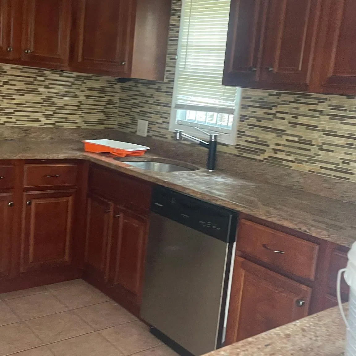 415 Seventeen Sanger St — Photo 1