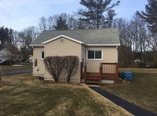 272 Dunham St, Southington, CT 06489