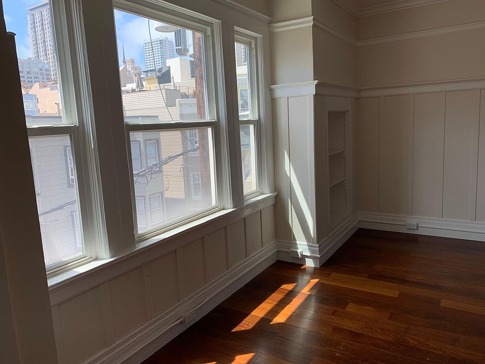 2nd image of 940 Jackson St APT 3